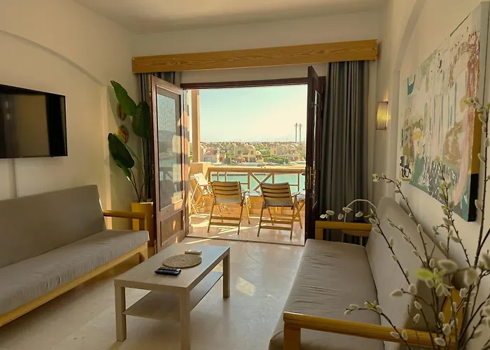 Apartment Artsy 1 Bedroom Apt/ Free Pool & Lagoon Access @elgouna *