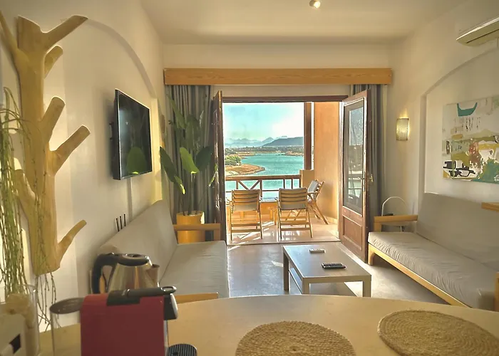 Apartment Artsy 1 Bedroom Apt/ Free Pool & Lagoon Access @elgouna Hurghada
